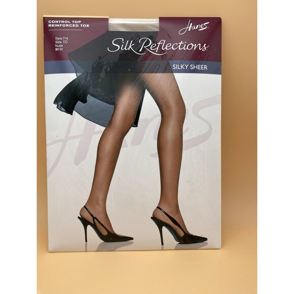 Hanes Other - Reflections Silky Sheer Pantyhose Control Top Nude Size C/D